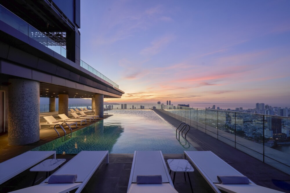 thanh pho dang song nhat viet nam vua co them khach san dat chuan 5 sao view phao hoa nhin thoi la muon dat phong ngay