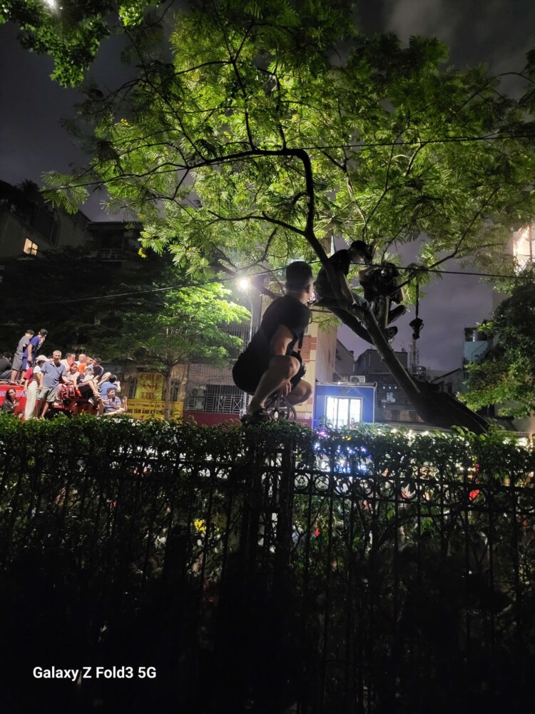 Văn Miếu - Quốc Tử Giám tha thiết kêu gọi người dân không làm điều này khi đi xem diễu binh 1 van mieu quoc tu giam tha thiet keu goi nguoi dan khong lam dieu nay khi di xem dieu binh