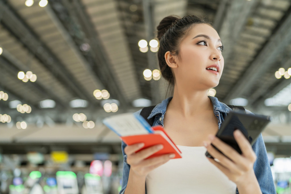 3 dieu cuc luu y khi dat ve may bay qua app de tranh mat tien oan